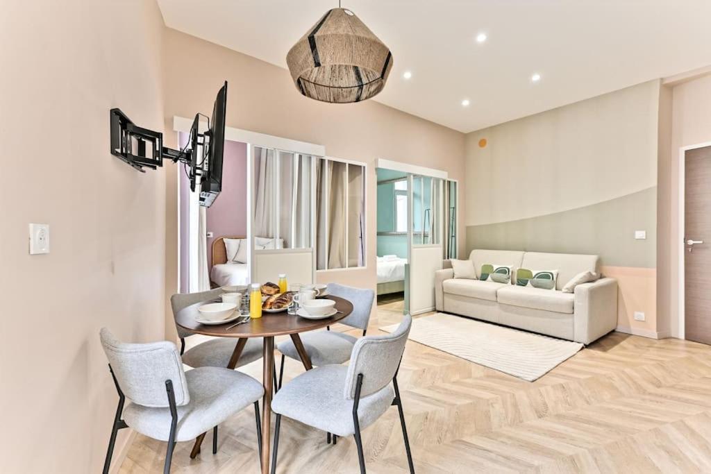 Appartement Proche Parc Monceau - III パリ エクステリア 写真