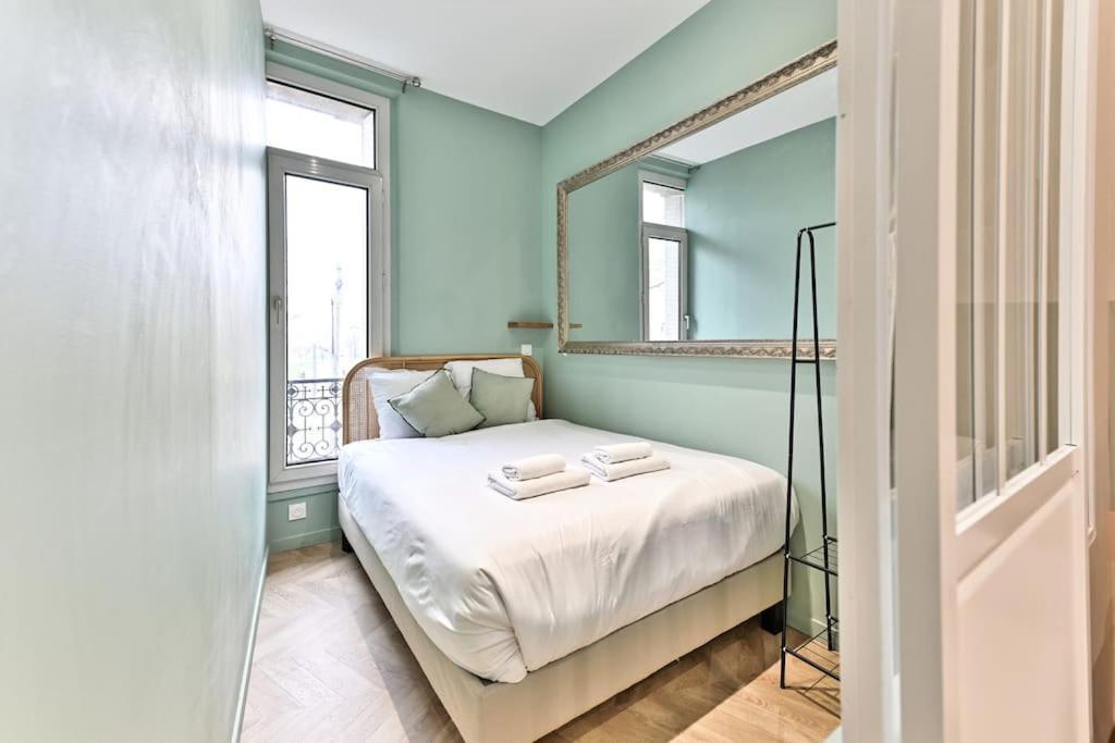 Appartement Proche Parc Monceau - III パリ エクステリア 写真