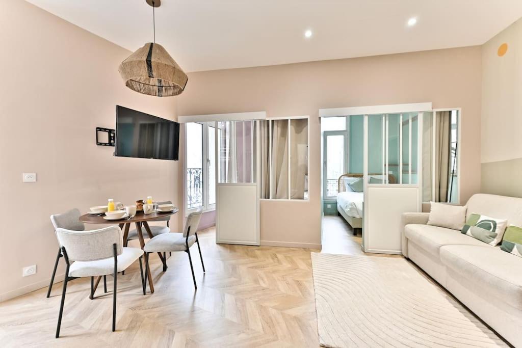 Appartement Proche Parc Monceau - III パリ エクステリア 写真